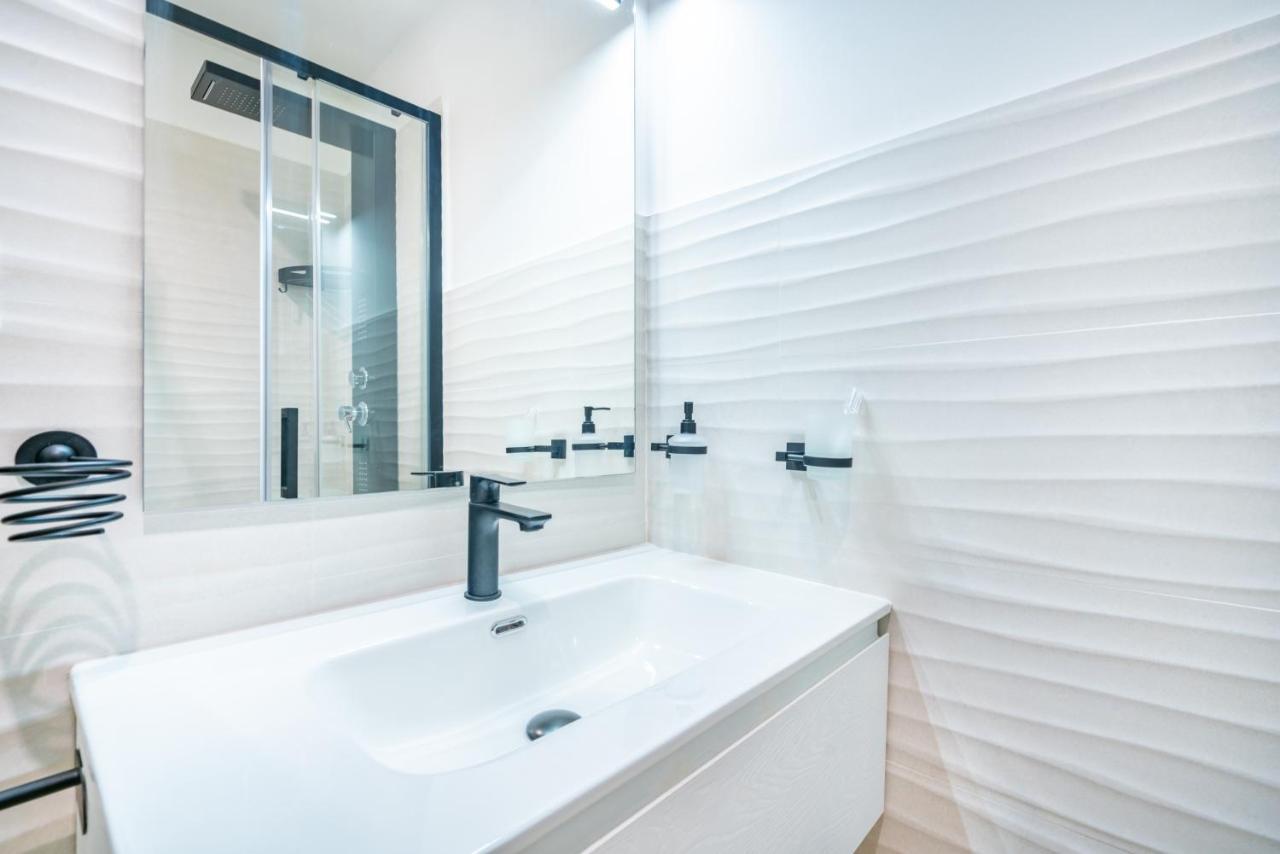 Sunscape Rooms Cagliari City Center Esterno foto