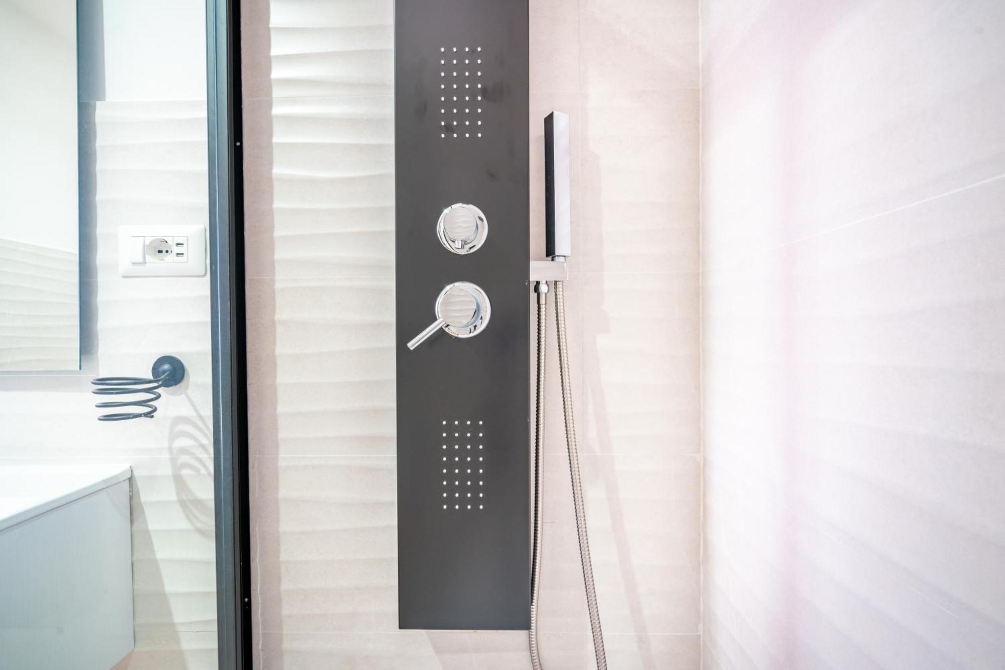 Sunscape Rooms Cagliari City Center Esterno foto